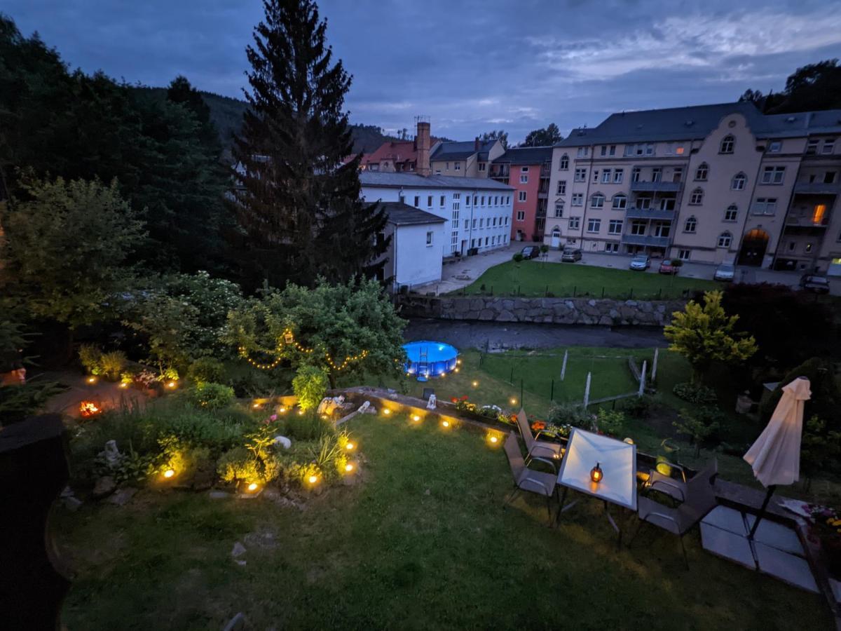 Urlaubstraum Mit Pool, Terrasse & Fluss Im Garten - Ut Lejlighed Sebnitz Eksteriør billede