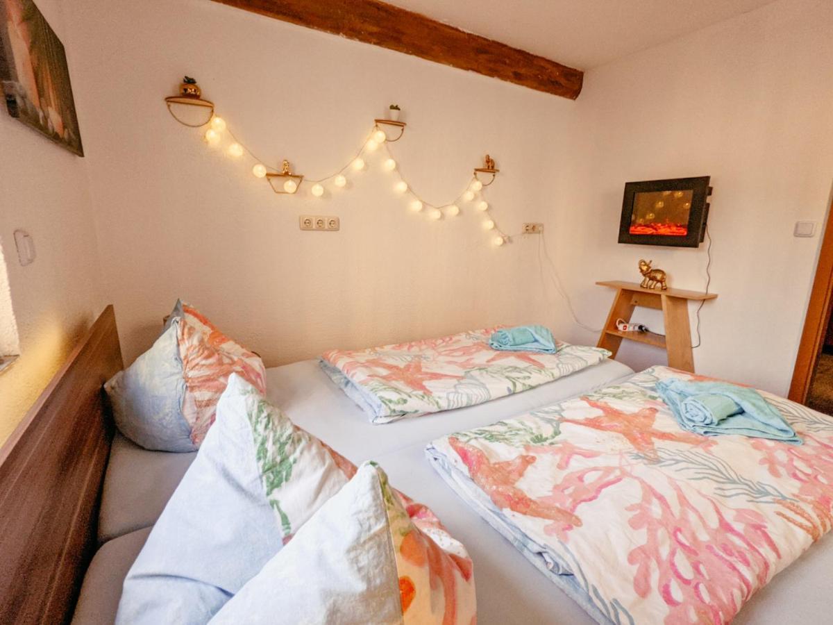 Urlaubstraum Mit Pool, Terrasse & Fluss Im Garten - Ut Lejlighed Sebnitz Eksteriør billede