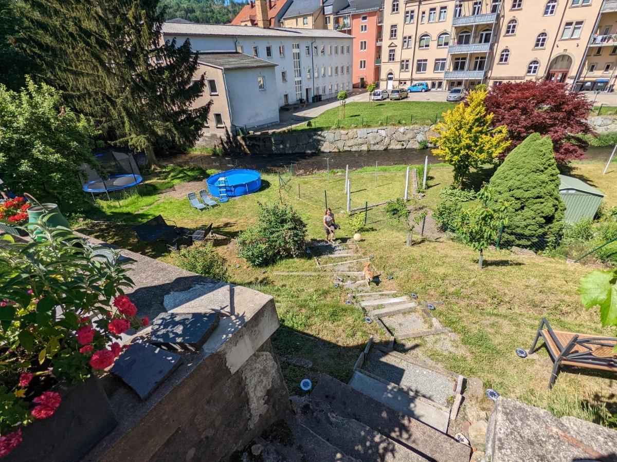 Urlaubstraum Mit Pool, Terrasse & Fluss Im Garten - Ut Lejlighed Sebnitz Eksteriør billede